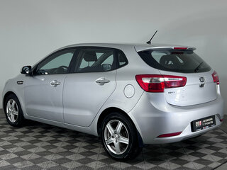 2014 Kia Rio III, серебристый, 760000 рублей, вид 4
