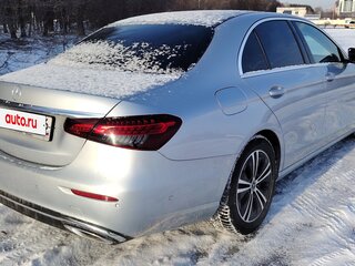 2020 Mercedes-Benz E-Класс 200 d V (W213, S213, C238) Рестайлинг, серебристый, 4600000 рублей, вид 4