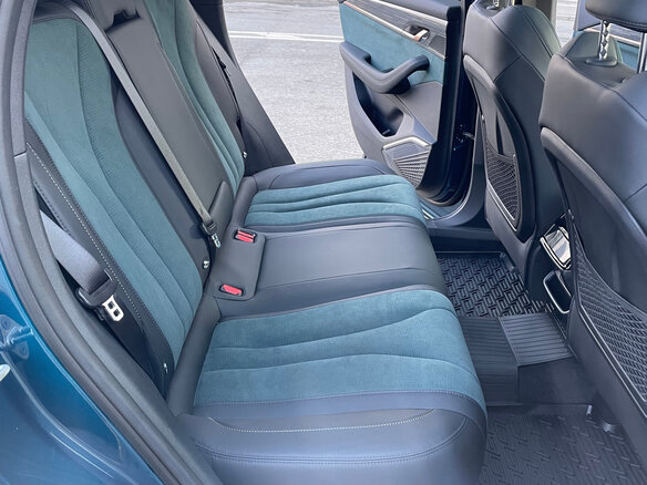 2025 Geely Monjaro I, синий, 3680000 рублей - вид 22