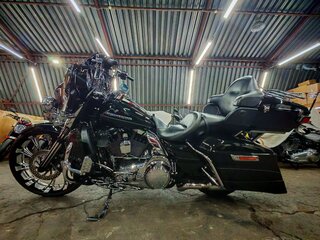2014 Harley-Davidson Electra Glide, чёрный, 1390000 рублей, вид 4