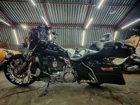 2014 Harley-Davidson Electra Glide, чёрный, 1390000 рублей, вид 4