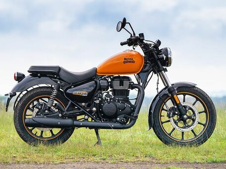 2026 Royal Enfield Meteor, оранжевый, 509000 рублей, вид 1