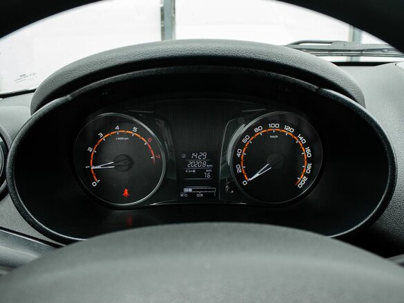 2024 Lada (ВАЗ) Granta I Рестайлинг, серебристый, 700000 рублей - вид 14