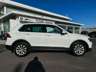 2018 Volkswagen Tiguan II, белый, 2279000 рублей, вид 4