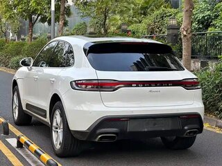2022 Porsche Macan I Рестайлинг 2, белый, 5360000 рублей, вид 3