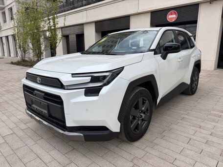 2026 Toyota RAV4 VI (XA60), белый, 4050000 рублей, вид 2