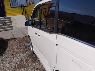 2015 Toyota Esquire I, белый, 1800000 рублей, вид 2