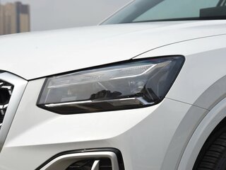 2026 Audi Q2 L 35 TFSI I Рестайлинг, белый, 3464000 рублей, вид 2
