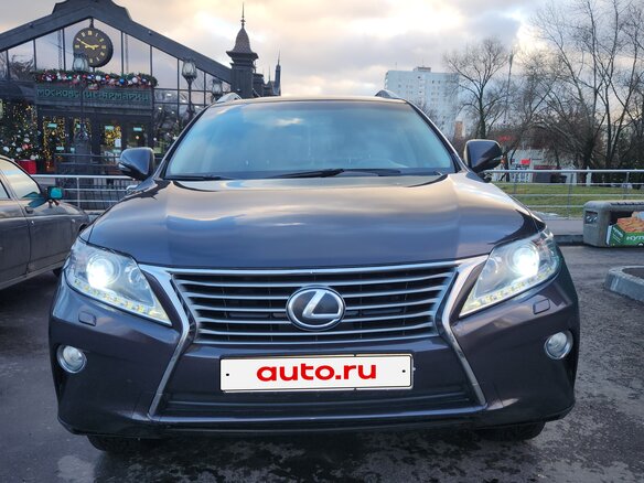 2012 Lexus RX 270 III Рестайлинг, коричневый, 2760000 рублей - вид 3