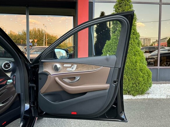 2021 Mercedes-Benz E-Класс 250 V (W213, S213, C238) Рестайлинг, чёрный, 4108000 рублей - вид 16