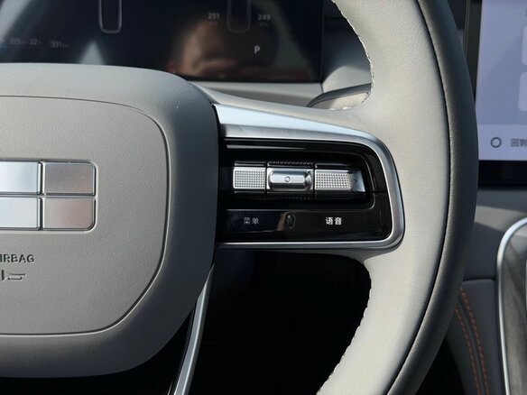 2026 Geely Galaxy M7, белый, 3500000 рублей - вид 26