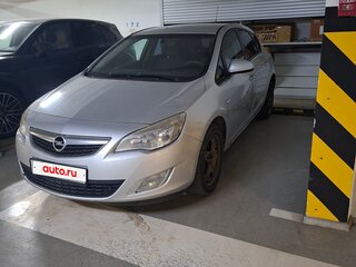 2011 Opel Astra J, серебристый, 390000 рублей, вид 1