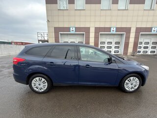 2017 Ford Focus III Рестайлинг, синий, 1000000 рублей, вид 4