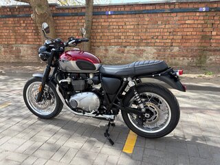 2021 Triumph Bonneville T120, пурпурный, 1070000 рублей, вид 4