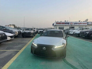 2025 Lexus IS 300 III Рестайлинг 2, серый, 6240000 рублей, вид 2