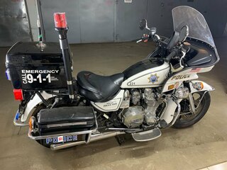 1996 Kawasaki KZ 1000, белый, 700000 рублей, вид 3