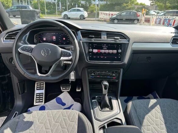 2023 Volkswagen Tiguan Allspace II Рестайлинг, чёрный - вид 5