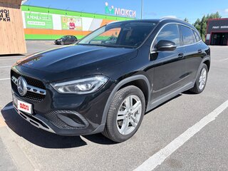 2020 Mercedes-Benz GLA 250 II (H247), чёрный, 3990000 рублей, вид 1