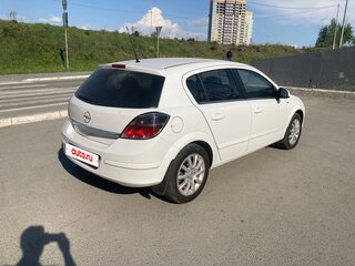 2014 Opel Astra H Рестайлинг, белый, 1200000 рублей, вид 3