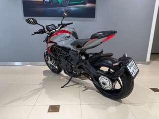 2021 MV Agusta Brutale 800, серебристый, 1450000 рублей, вид 2