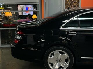 2007 Mercedes-Benz S-Класс 600 Long V (W221), чёрный, 3000000 рублей, вид 4
