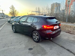 2019 BMW 1 серии 116d III (F40), чёрный, 1520000 рублей, вид 4