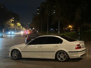 2002 BMW 3 серии 320i IV (E46) Рестайлинг, белый, 590000 рублей, вид 4