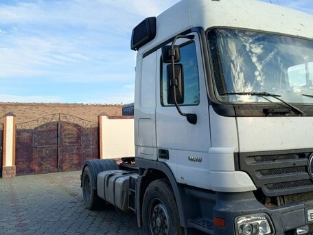 2005 Mercedes-Benz Actros, белый, 1900000 рублей, вид 4