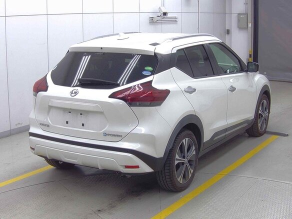2021 Nissan Kicks I Рестайлинг, белый - вид 2
