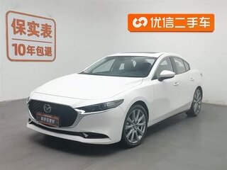 2024 Mazda 3 Axela IV (BP), белый, 2000000 рублей, вид 1