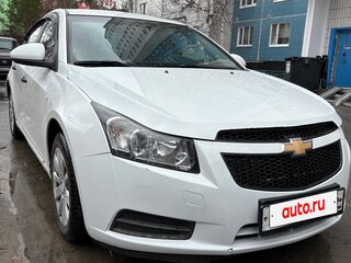 2012 Chevrolet Cruze I, белый, 700000 рублей, вид 2