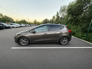 2018 Kia Ceed II Рестайлинг, коричневый, 1400000 рублей, вид 4