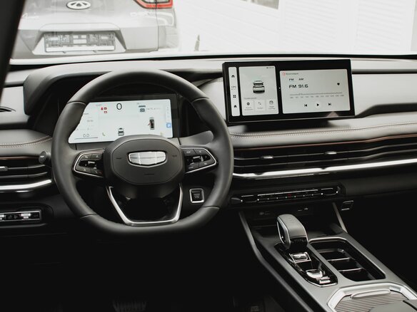2026 Geely Okavango I Рестайлинг, белый, 3870900 рублей - вид 23