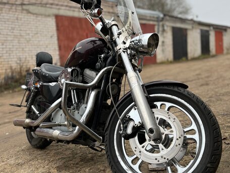 2005 Harley-Davidson Sportster 883, красный, 580000 рублей, вид 1