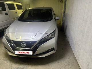 2019 Nissan Leaf II (ZE1), серебристый, 2420000 рублей, вид 1