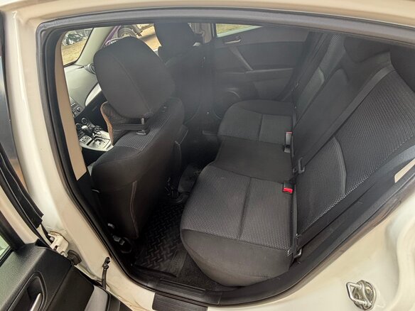 2011 Mazda 3 II (BL) Рестайлинг, белый - вид 7
