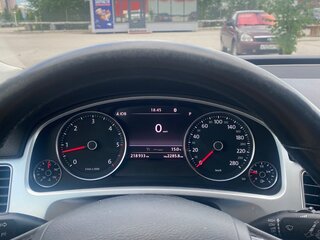 2016 Volkswagen Touareg II Рестайлинг, белый, 2900000 рублей, вид 5