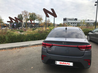 2018 Kia Rio IV, серый, 1550000 рублей, вид 3
