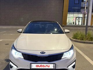2018 Kia Optima IV Рестайлинг, белый, 2490000 рублей, вид 4