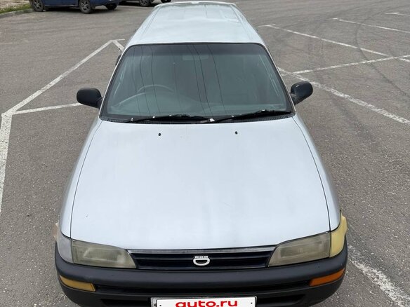 1992 Toyota Corolla VII (E100), серебристый, 230000 рублей