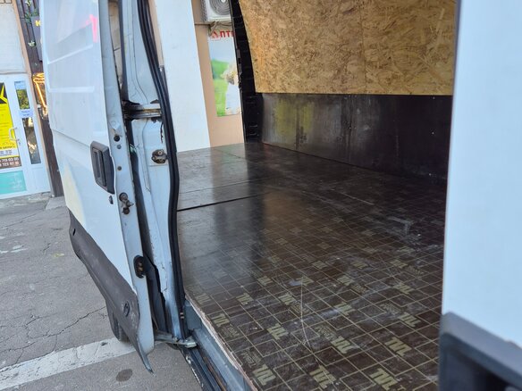 2007 Iveco Daily, белый, 1650000 рублей - вид 14