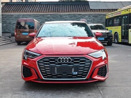2021 Audi A3 Sportback 35 TFSI IV (8Y), красный, 1775000 рублей, вид 2