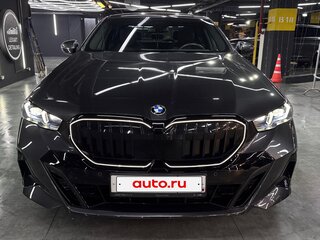 2024 BMW 5 серии 520d xDrive VIII (G60/G61/G68), серый, 11500000 рублей, вид 1