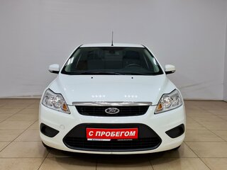 2010 Ford Focus II Рестайлинг, белый, 550000 рублей, вид 2
