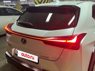 2019 Lexus UX 200 I, белый, 3100000 рублей, вид 5