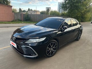 2021 Toyota Camry VIII (XV70), чёрный, 2700000 рублей, вид 2