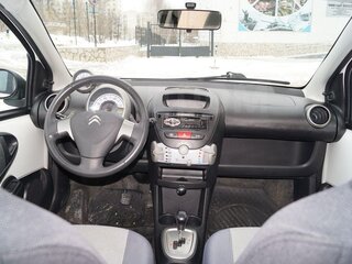 2012 Citroen C1 I Рестайлинг 2, белый, 365000 рублей, вид 2
