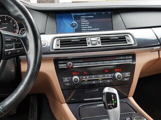 2009 BMW 7 серии 740i V (F01/F02/F04), чёрный, 1200000 рублей, вид 4