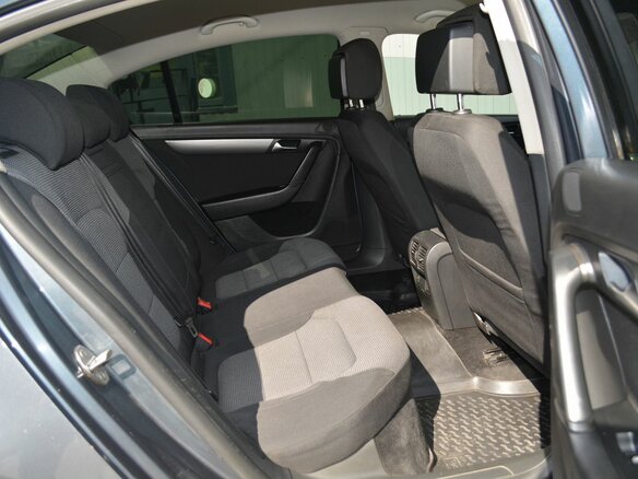 2011 Volkswagen Passat B7, серый, 879888 рублей - вид 18