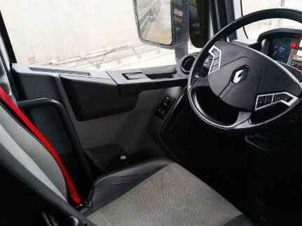 2020 Renault T-Series, белый, 12500000 рублей, вид 4